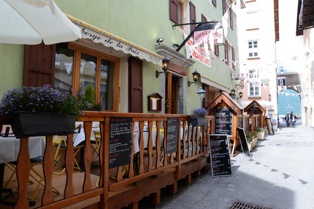 Auberge De La Paix Briançon Dış mekan fotoğraf